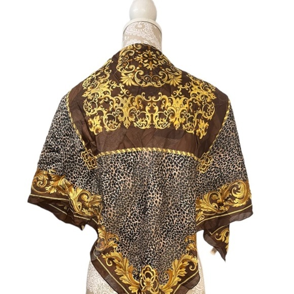 CLASSIC Scroll/Leopard Print Scarf Polyester 33” Square - Picture 2 of 6